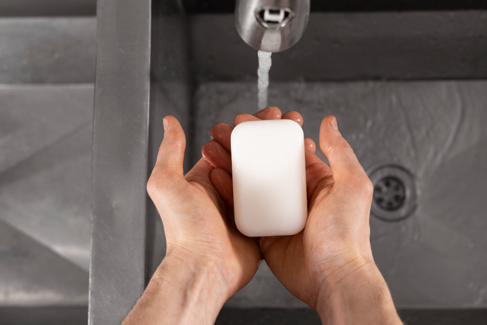 Lave-Mains Mobile La Solution d’Hygiène Portable Idéale pour Tous les Environnements